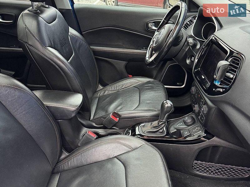 Внедорожник / Кроссовер Jeep Compass 2021 в Киеве