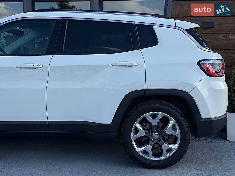 Внедорожник / Кроссовер Jeep Compass 2019 в Ровно