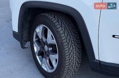 Внедорожник / Кроссовер Jeep Compass 2019 в Ровно