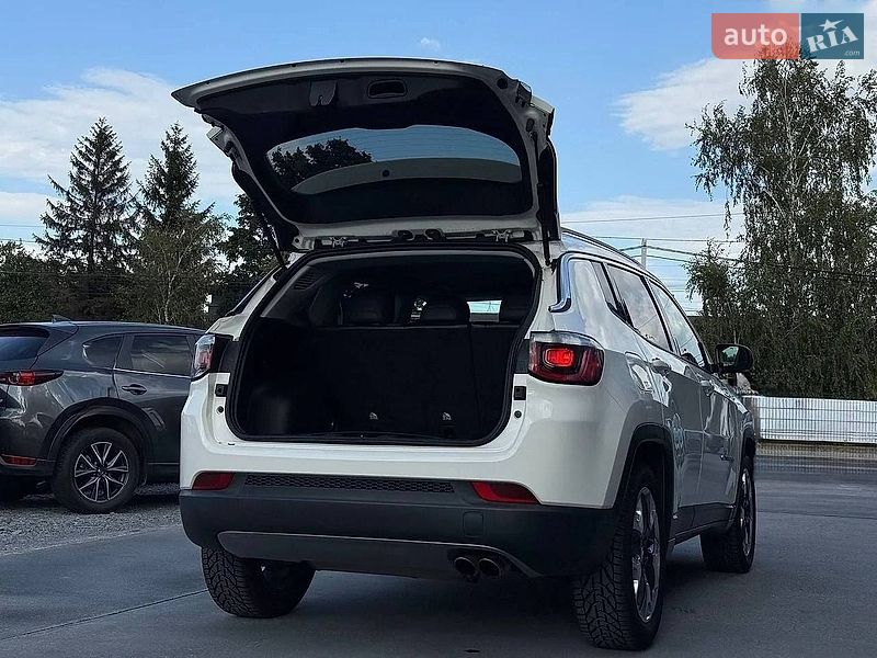 Внедорожник / Кроссовер Jeep Compass 2019 в Ровно