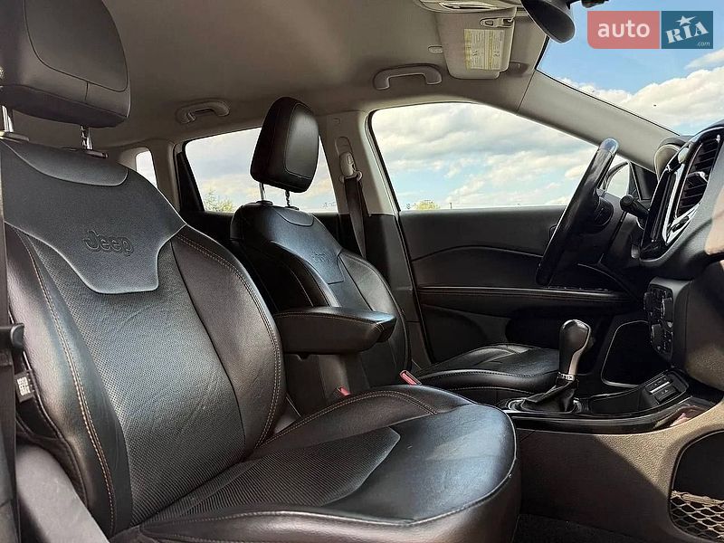 Внедорожник / Кроссовер Jeep Compass 2019 в Ровно