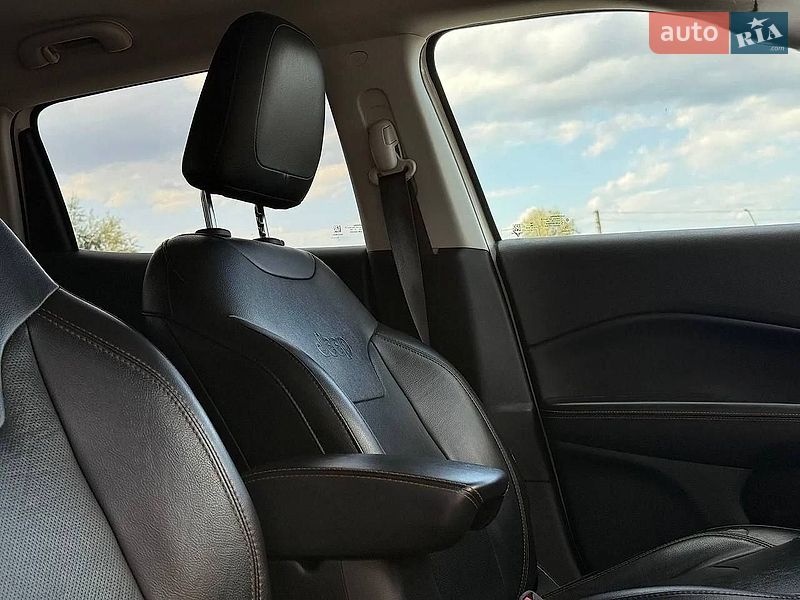 Внедорожник / Кроссовер Jeep Compass 2019 в Ровно