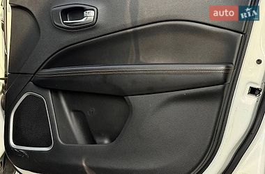 Внедорожник / Кроссовер Jeep Compass 2019 в Ровно