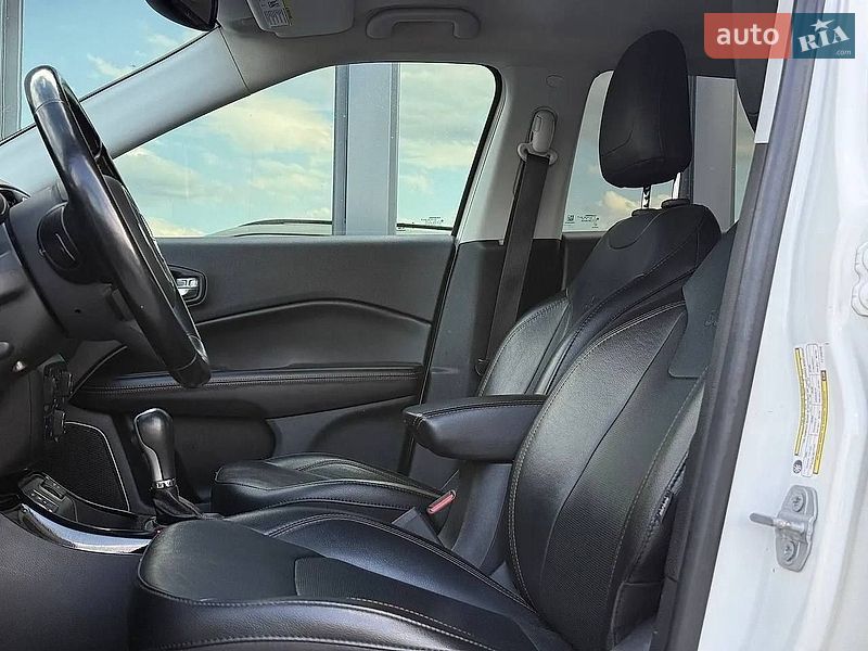Внедорожник / Кроссовер Jeep Compass 2019 в Ровно