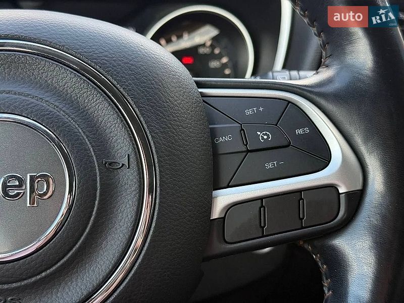 Внедорожник / Кроссовер Jeep Compass 2019 в Ровно