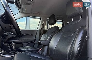 Внедорожник / Кроссовер Jeep Compass 2019 в Ровно