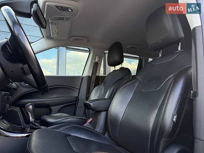 Внедорожник / Кроссовер Jeep Compass 2019 в Ровно