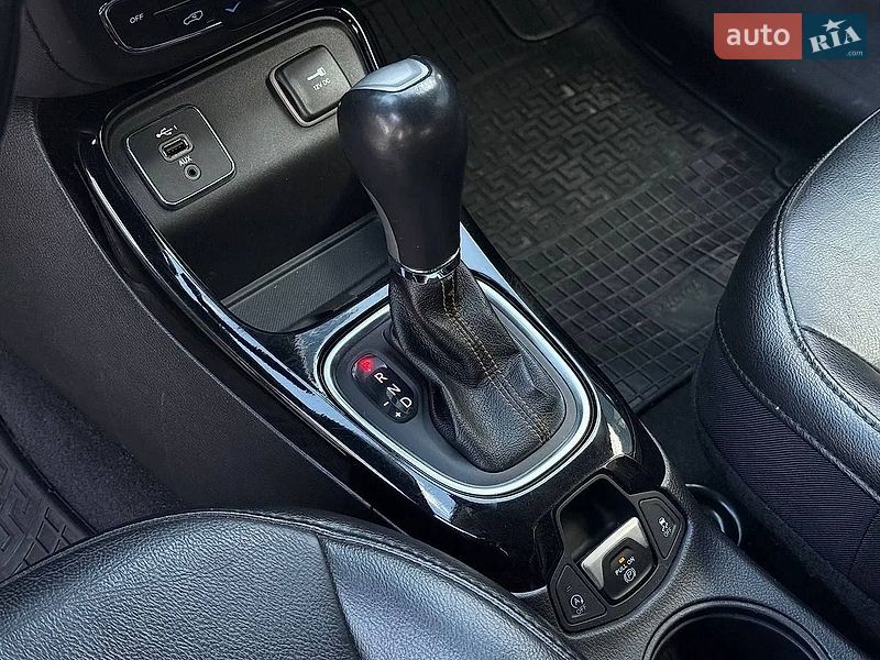 Внедорожник / Кроссовер Jeep Compass 2019 в Ровно