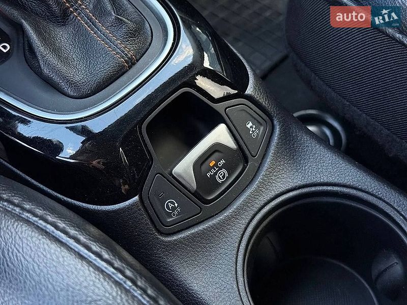 Внедорожник / Кроссовер Jeep Compass 2019 в Ровно
