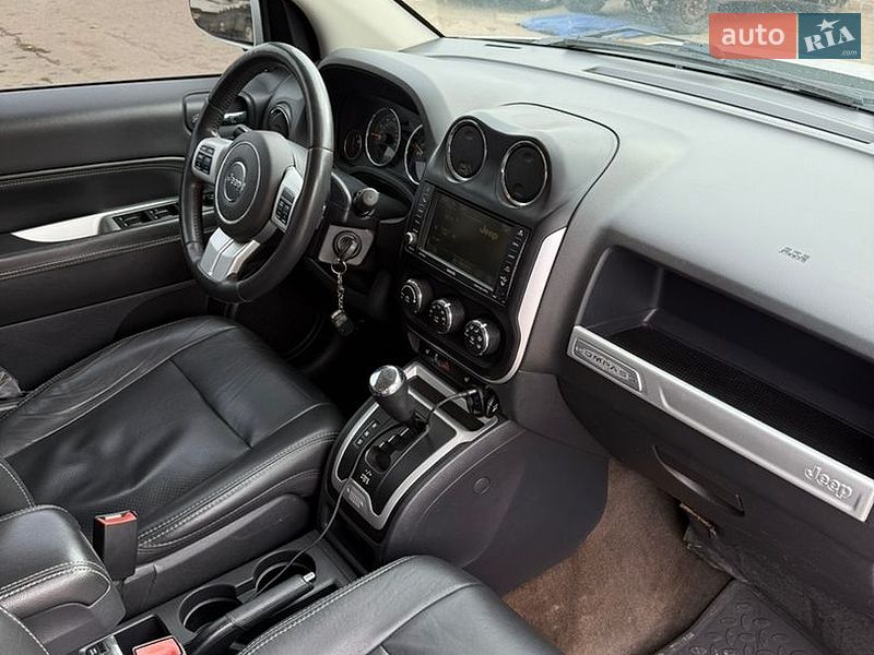 Позашляховик / Кросовер Jeep Compass 2015 в Чернігові