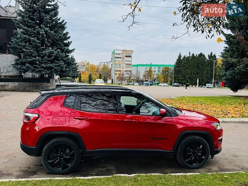 Внедорожник / Кроссовер Jeep Compass 2020 в Ровно