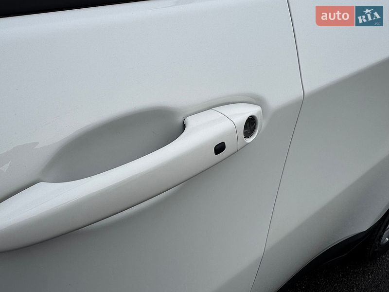 Внедорожник / Кроссовер Jeep Compass 2018 в Киеве