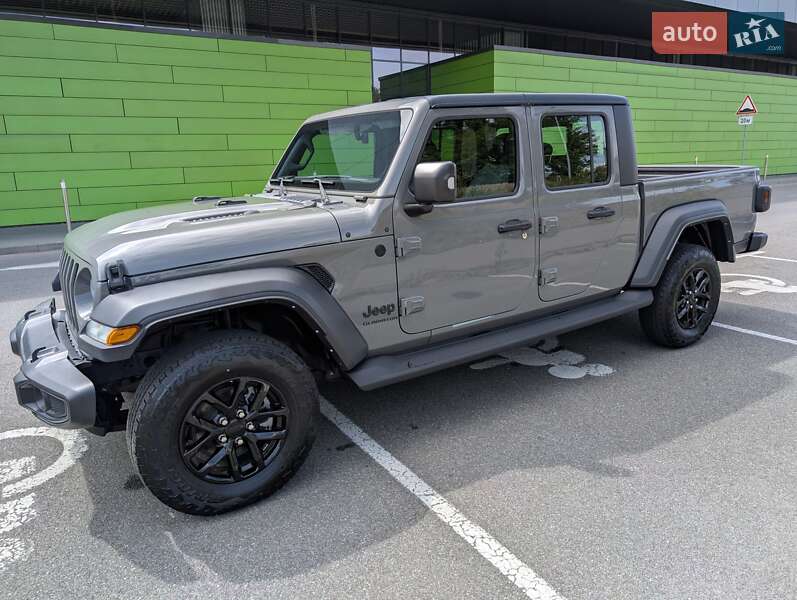 Пикап Jeep Gladiator 2022 в Киеве
