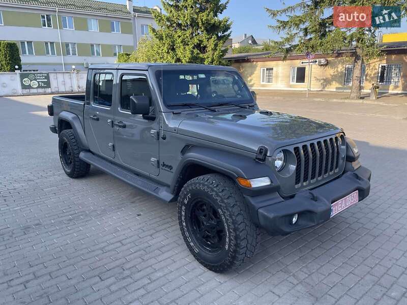 Пикап Jeep Gladiator 2021 в 