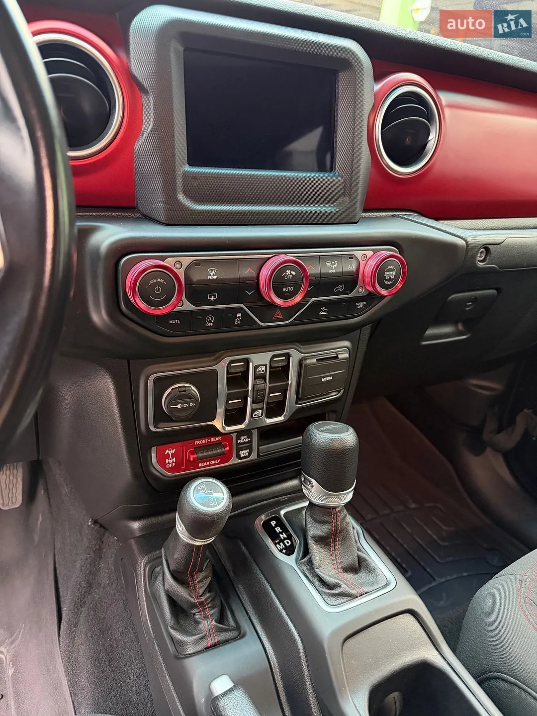 2020 Jeep Gladiator - мініатюра 22