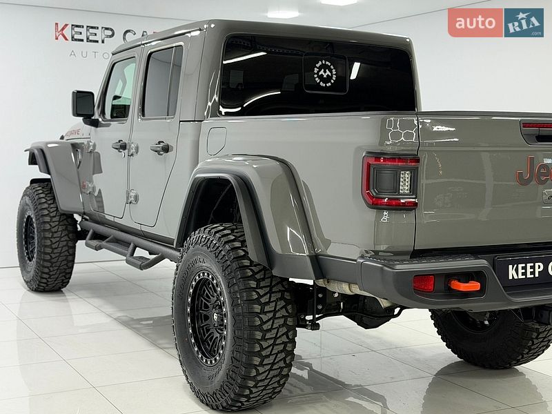 Пикап Jeep Gladiator 2023 в Одессе