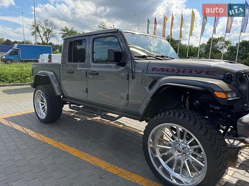 Пикап Jeep Gladiator 2023 в Одессе