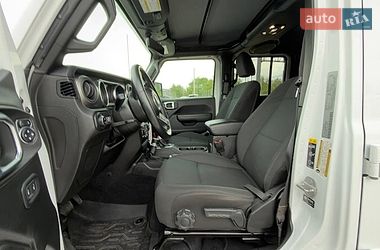 Пікап Jeep Gladiator 2021 в Львові