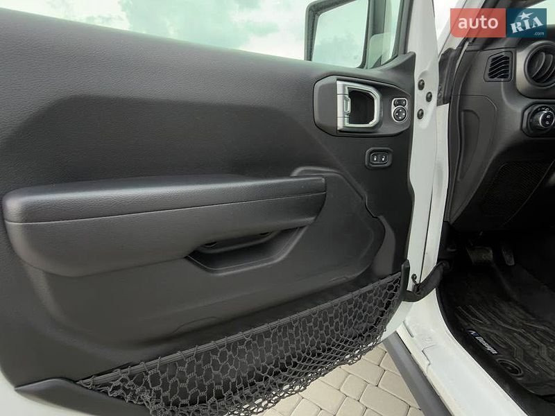 Пікап Jeep Gladiator 2021 в Львові