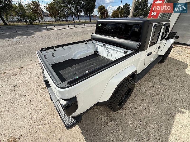 Пікап Jeep Gladiator 2023 в Дніпрі