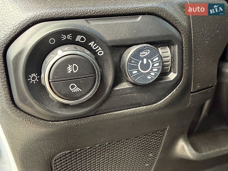 Пікап Jeep Gladiator 2023 в Дніпрі