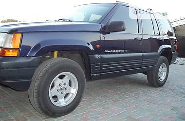 Внедорожник / Кроссовер Jeep Grand Cherokee 1998 в Лубнах