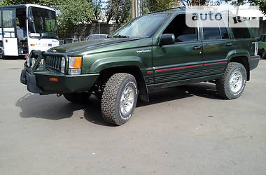 Позашляховик / Кросовер Jeep Grand Cherokee 1996 в Полтаві