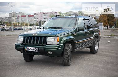 Внедорожник / Кроссовер Jeep Grand Cherokee 1995 в Харькове
