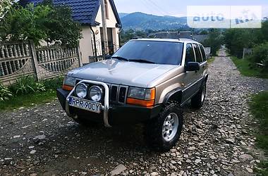 Внедорожник / Кроссовер Jeep Grand Cherokee 1999 в Яремче