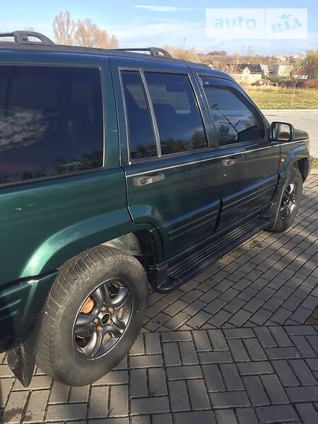 Позашляховик / Кросовер Jeep Grand Cherokee 1995 в Трускавці фото 18 Позашляховик / Кросовер Jeep Grand Cherokee 1995 в Трускавці