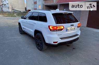 Внедорожник / Кроссовер Jeep Grand Cherokee 2016 в Чорткове