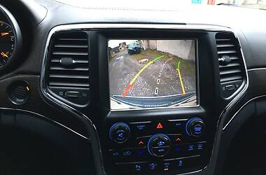 Позашляховик / Кросовер Jeep Grand Cherokee 2013 в 