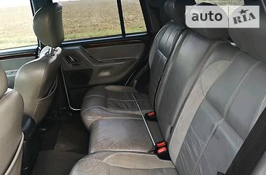 Позашляховик / Кросовер Jeep Grand Cherokee 2003 в 