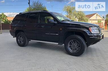 Внедорожник / Кроссовер Jeep Grand Cherokee 2004 в 