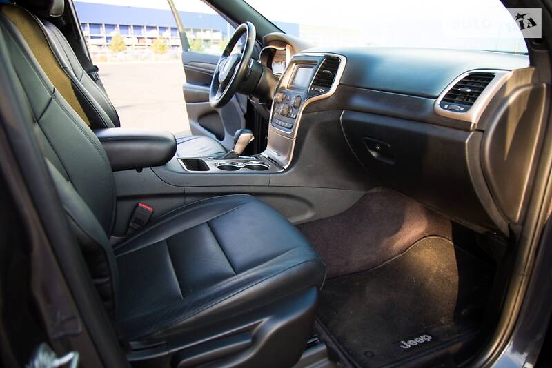 Позашляховик / Кросовер Jeep Grand Cherokee 2016 в Києві фото 23 Позашляховик / Кросовер Jeep Grand Cherokee 2016 в Києві