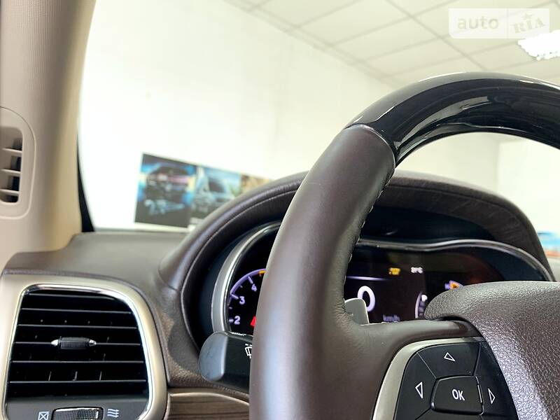 Позашляховик / Кросовер Jeep Grand Cherokee 2015 в Чернігові фото 17 Позашляховик / Кросовер Jeep Grand Cherokee 2015 в Чернігові