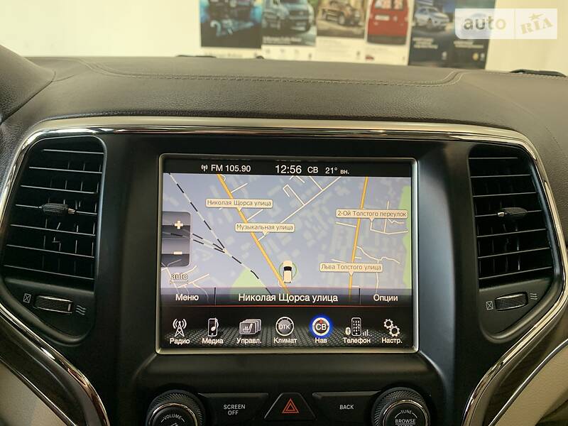 Позашляховик / Кросовер Jeep Grand Cherokee 2015 в Чернігові фото 28 Позашляховик / Кросовер Jeep Grand Cherokee 2015 в Чернігові