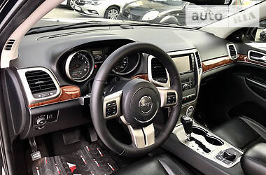 Внедорожник / Кроссовер Jeep Grand Cherokee 2011 в Львове