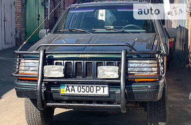 Внедорожник / Кроссовер Jeep Grand Cherokee 1993 в Киеве