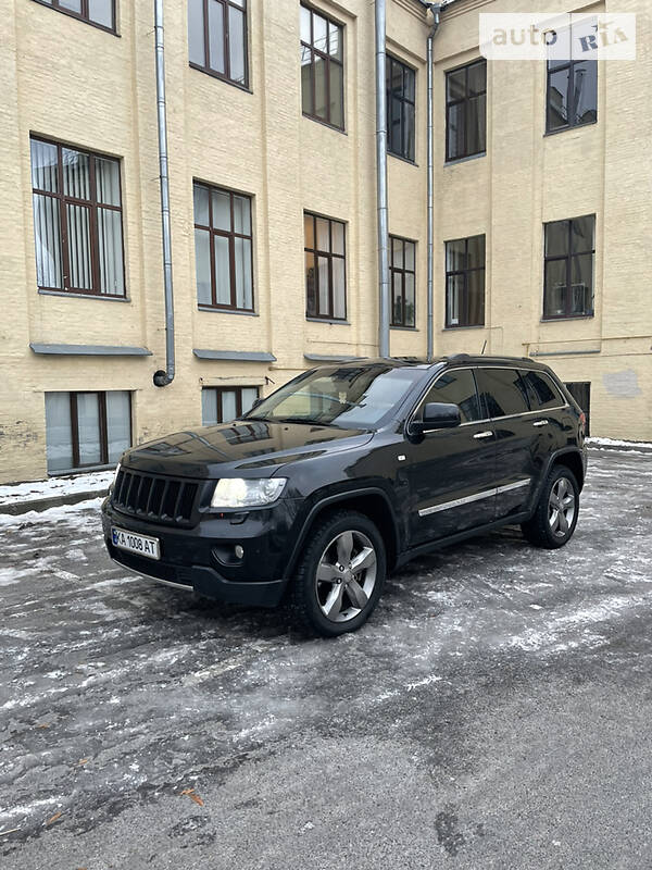 Внедорожник / Кроссовер Jeep Grand Cherokee 2011 в Киеве