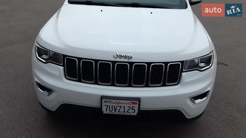 Внедорожник / Кроссовер Jeep Grand Cherokee 2016 в Сумах