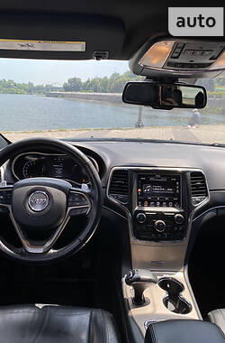 Позашляховик / Кросовер Jeep Grand Cherokee 2015 в Дніпрі