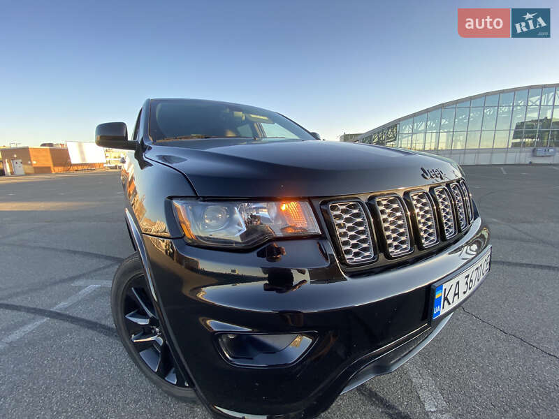 Внедорожник / Кроссовер Jeep Grand Cherokee 2017 в Киеве фото 9 Внедорожник / Кроссовер Jeep Grand Cherokee 2017 в Киеве