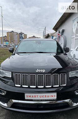 Внедорожник / Кроссовер Jeep Grand Cherokee 2016 в Киеве