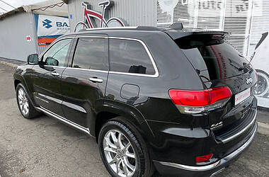 Внедорожник / Кроссовер Jeep Grand Cherokee 2016 в Киеве