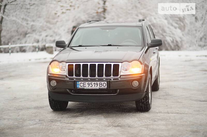 Позашляховик / Кросовер Jeep Grand Cherokee 2006 в Івано-Франківську