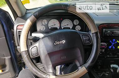 Внедорожник / Кроссовер Jeep Grand Cherokee 2002 в Рахове