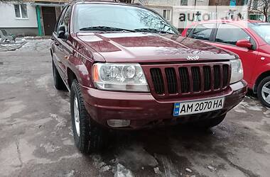 Внедорожник / Кроссовер Jeep Grand Cherokee 2000 в Коростене