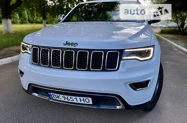 Внедорожник / Кроссовер Jeep Grand Cherokee 2017 в Ровно
