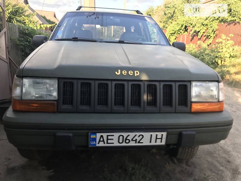 Внедорожник / Кроссовер Jeep Grand Cherokee 1993 в Кривом Роге